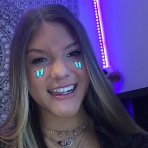 Meet your Posher, Nicole